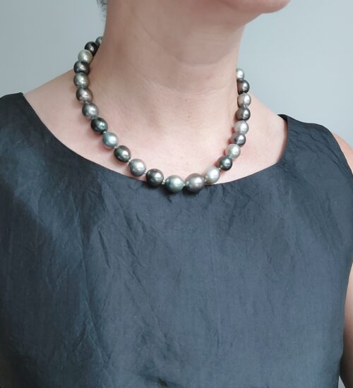 Tahitian Pearl Necklace