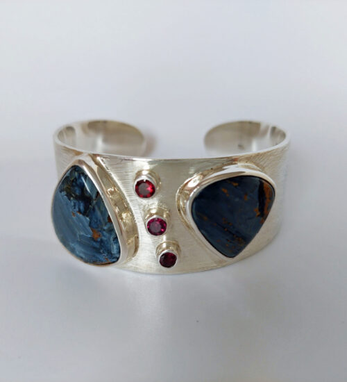 Pietersite & Rhodolite Cuff £460