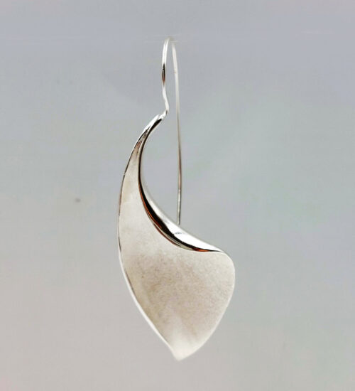 silver lily earrings