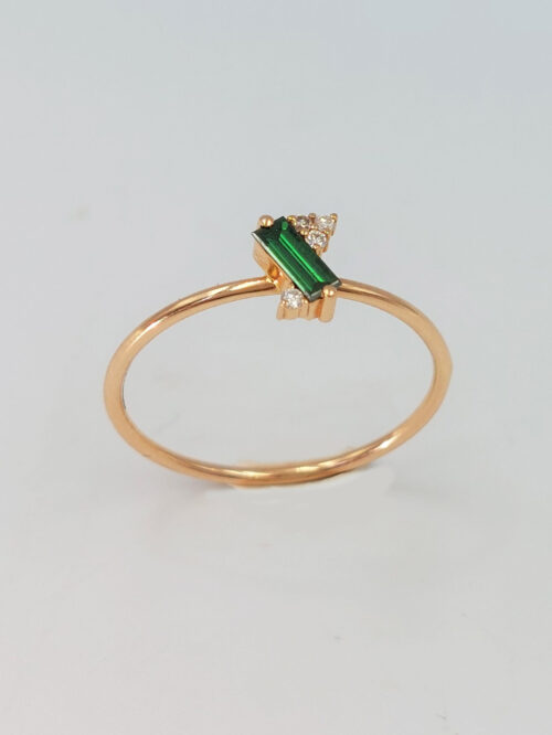 green-diamond-engagement-ring