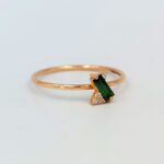 green-diamond-gold-ring