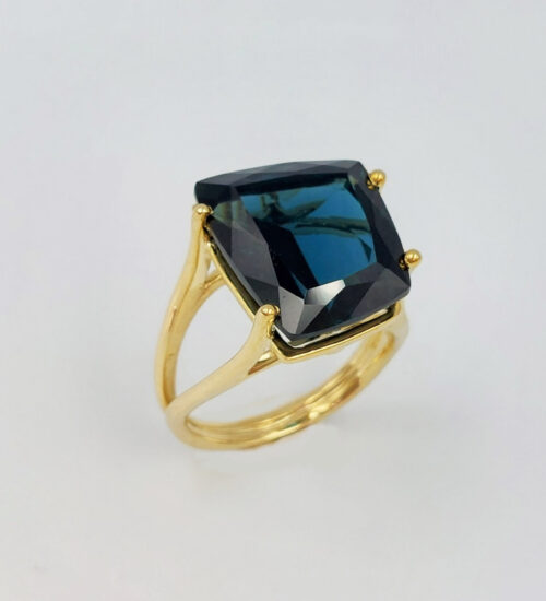 london-blue-topaz-ring