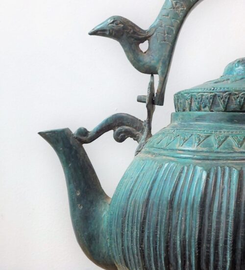 bronze-tea-pot