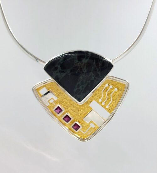 jasper-garnet-gold-pendant