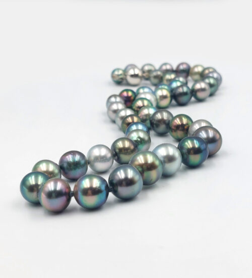 Tahitian-pearl-gold-necklace