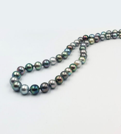 Tahitian-pearl-knotted-necklace