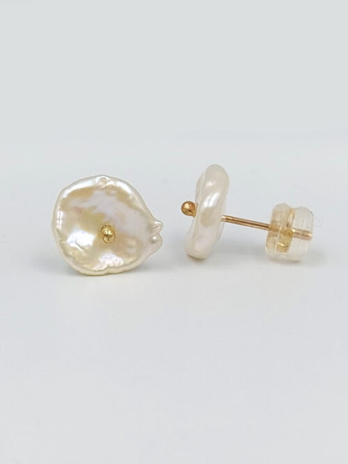 keshi-pearl-stud-earrings