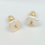 keshi-pearls-gold-studs