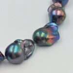 peacock-baroque-pearl-necklace