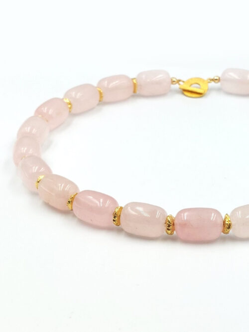 rose-quartz-strung-necklace