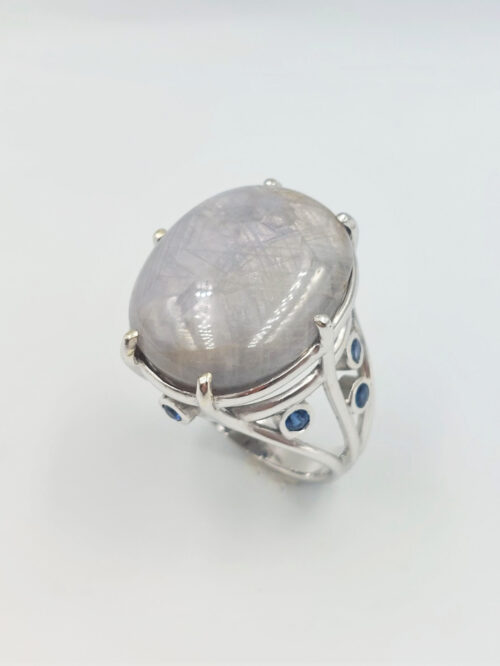 natural-grey-Burmese-sapphire-ring