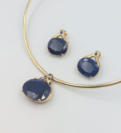 blue-sapphire-yellow-gold-suite