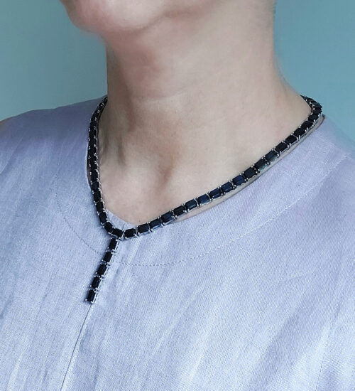 blue-sapphire-silver-collier