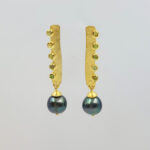 peacock-pearls-gold-stud-earrings