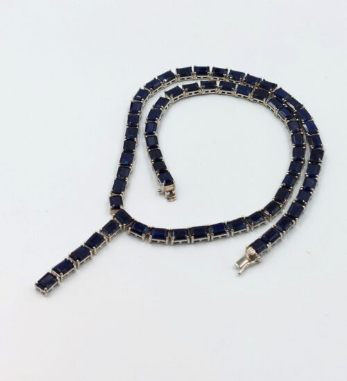 sapphire-collier-earrings-suite