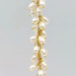 white-freshwater-pearl-gold-earrings
