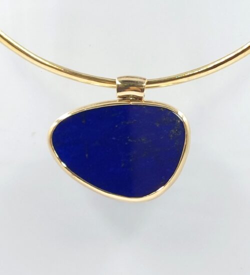 natural-freeform-lapis-gold-pendant