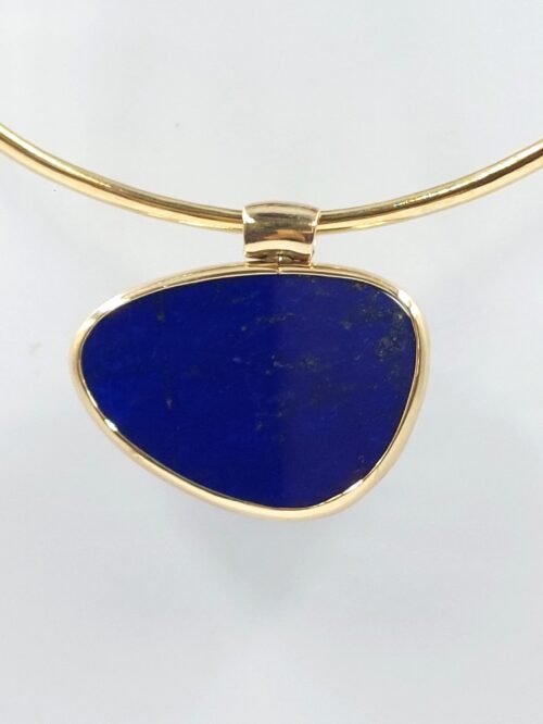 natural-freeform-lapis-gold-pendant