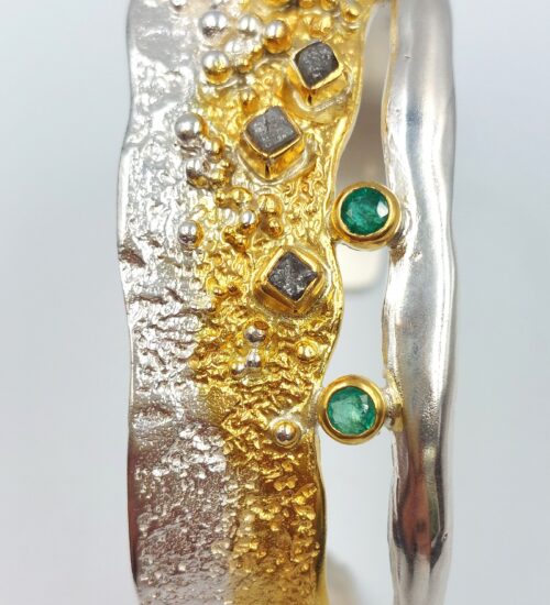 rough-diamond-emerald-bracelet