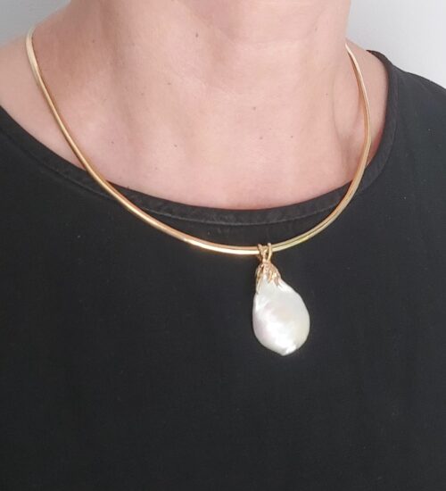 baroque-pearl-gold-pendant