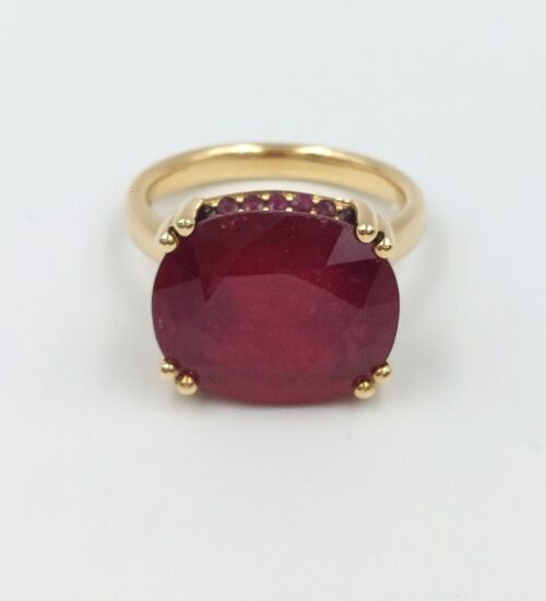 red-ruby-dress-ring-gold