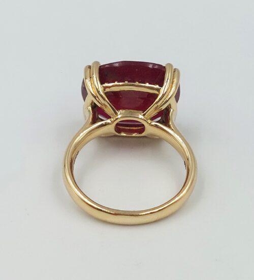 yellow-gold-ruby-ring