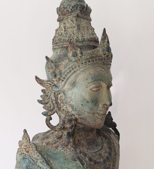 antique-style-bronze-sculpture