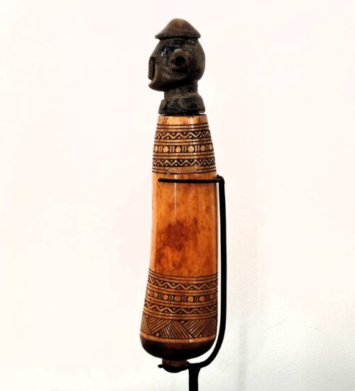 indonesian-tribal-artefact-medicine-flask