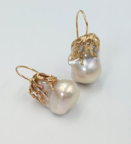 large-baroque-pearl-gold-earrings
