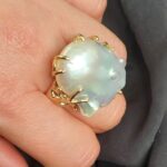 large-baroque-pearl-gold-ring