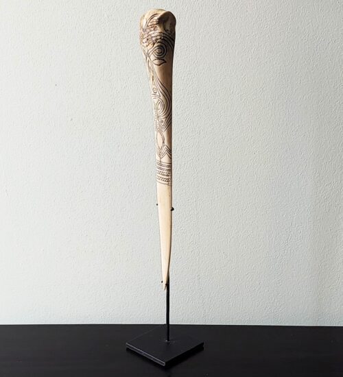 tribal-dagger-papua-art