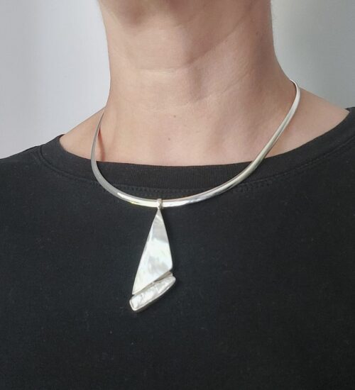pearl-sailing-boat-pendant